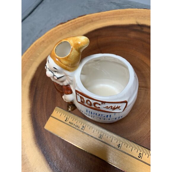 Vintage Walt Disney Productions Doc Toothbrush Holder Snow White Dwarf Ceramic B - Picture 8 of 8